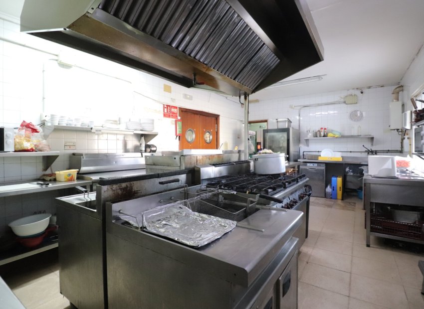 Resale - Commercial - Ciudad Quesada - Doña Pepa