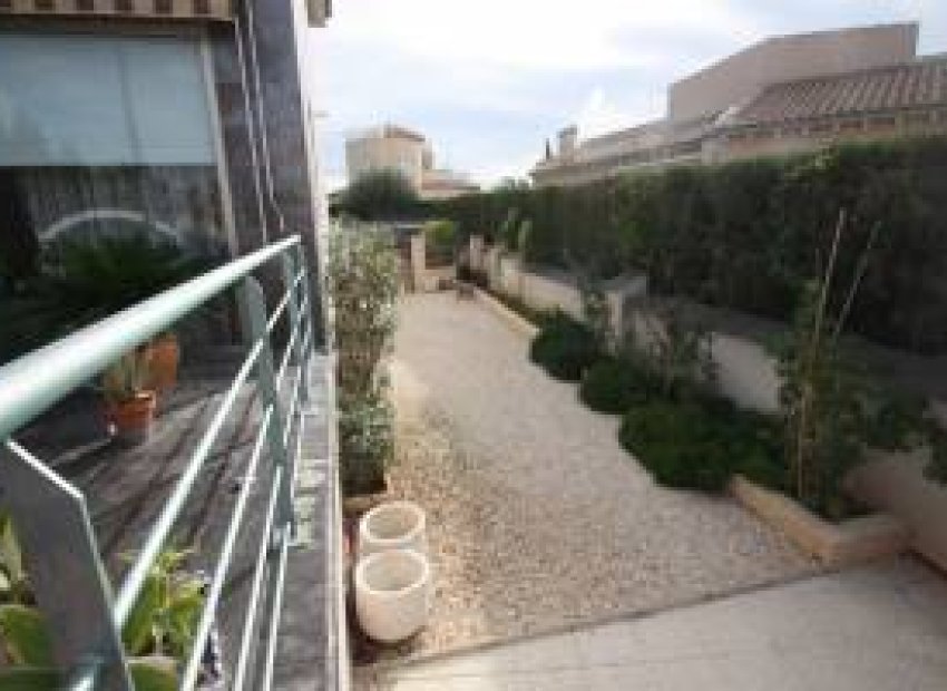 Resale - Commercial - Ciudad Quesada