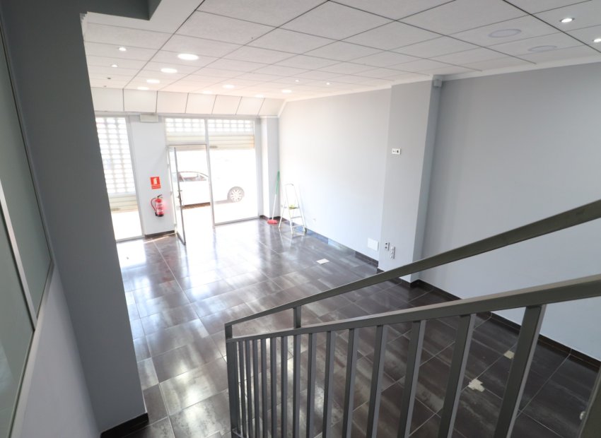 Resale - Commercial - Formentera del Segura - Formentera De Segura