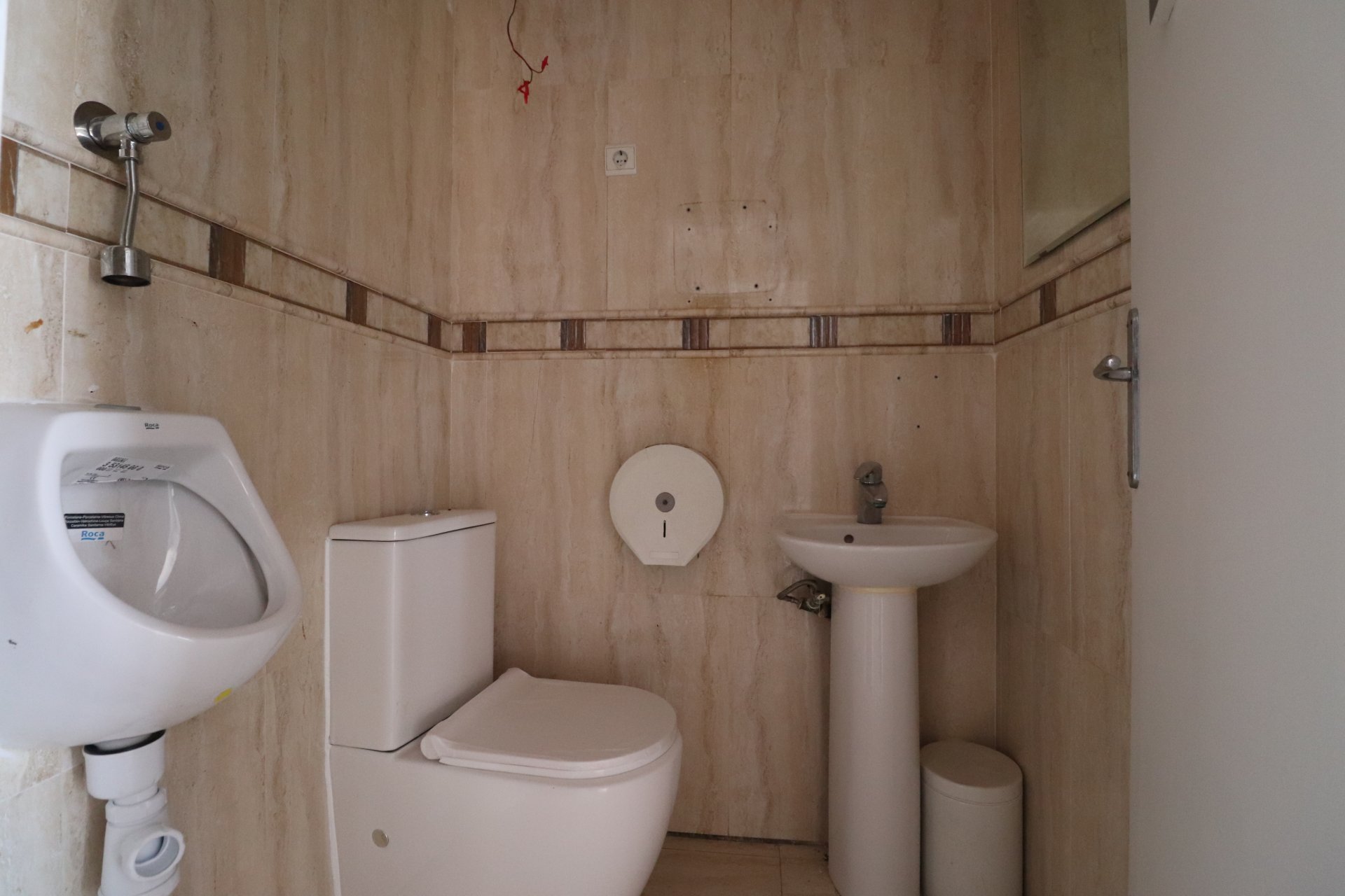 Resale - Commercial (Freehold) - Ciudad Quesada - La Marquesa Golf