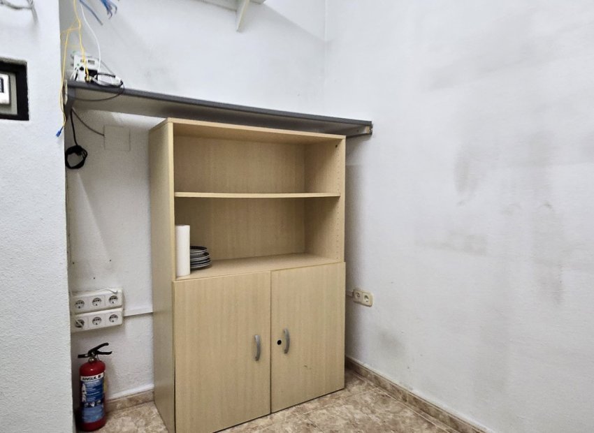 Resale - Commercial - Guardamar del Segura - Center