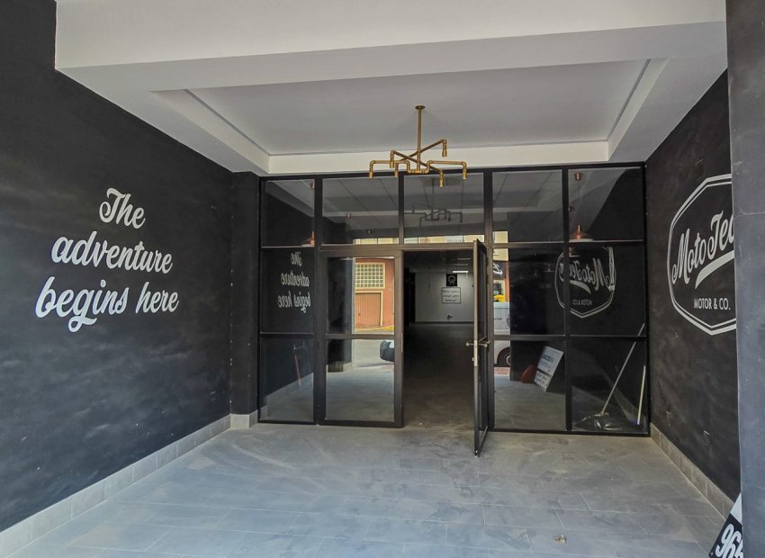 Resale - Commercial - Guardamar del Segura - Center