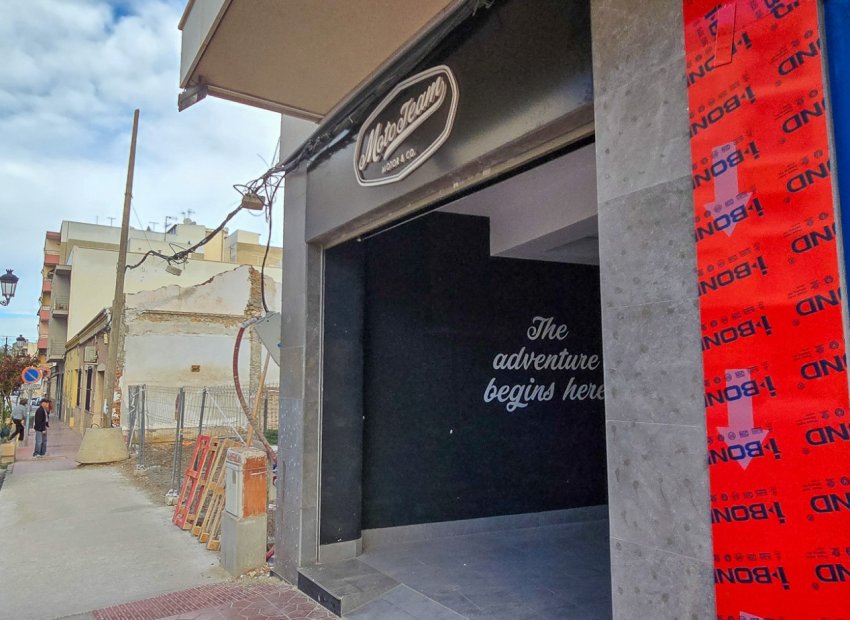 Resale - Commercial - Guardamar del Segura - Center