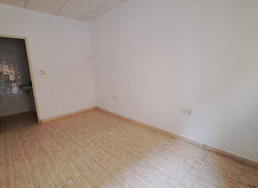 Resale - Commercial - Los Alcázares - Center