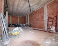 Resale - Commercial - Los Montesinos - Laguna Green