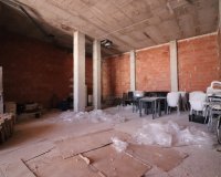 Resale - Commercial - Los Montesinos - Laguna Green