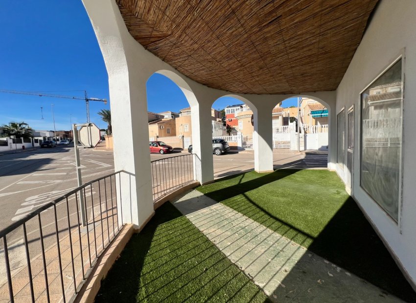 Resale - Commercial - Pilar de la Horadada - Pinar de Campoverde