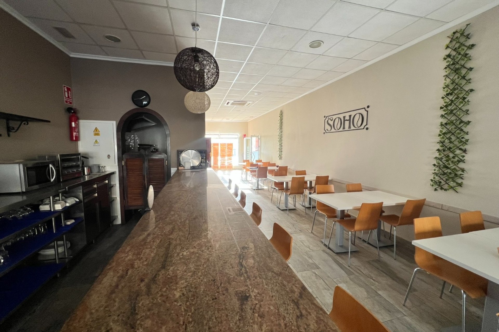 Resale - Commercial - Pilar de la Horadada - Pinar de Campoverde