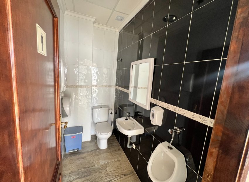 Resale - Commercial - Pilar de la Horadada - Pinar de Campoverde