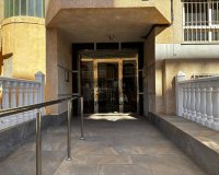 Resale - Commercial - Punta Prima