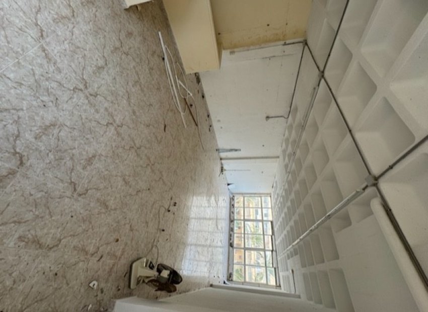 Resale - Commercial - Torrevieia - La Mata