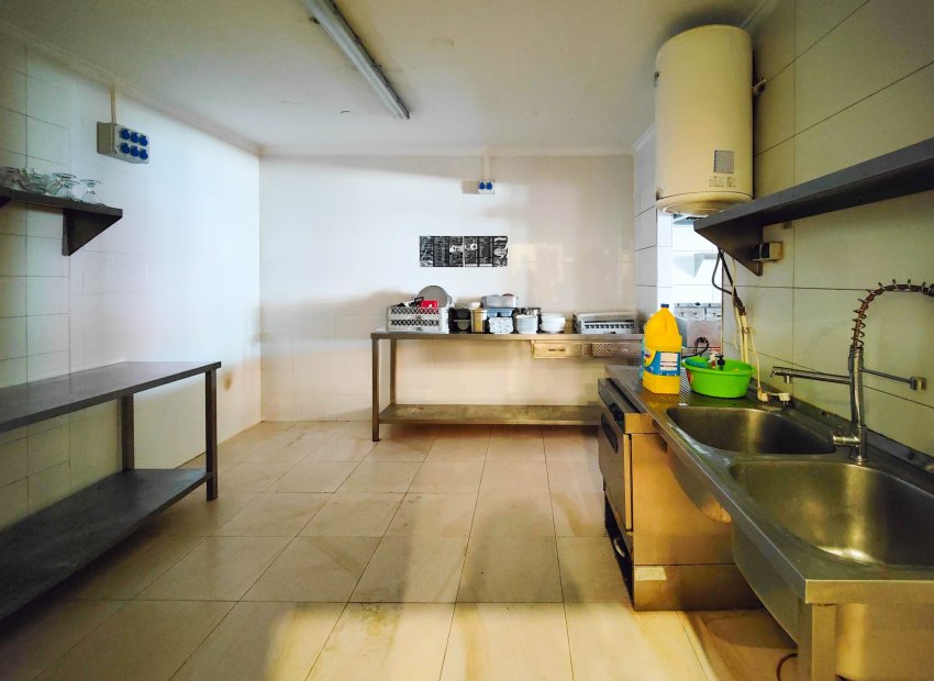 Resale - Commercial - Torrevieia - La Siesta - El Chaparral - San Luis