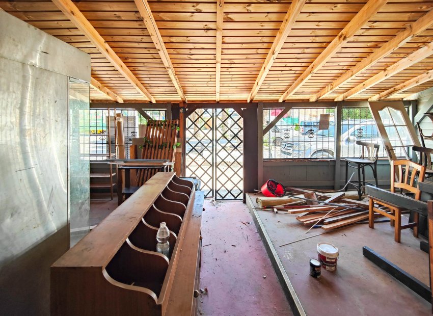 Resale - Commercial - Torrevieia - La Siesta - El Chaparral - San Luis