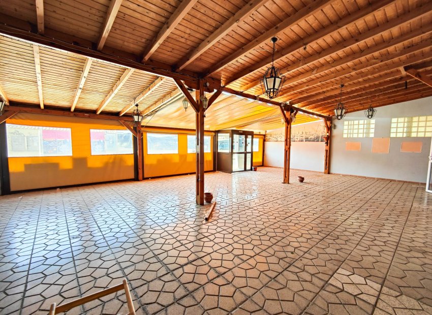 Resale - Commercial - Torrevieia - La Siesta