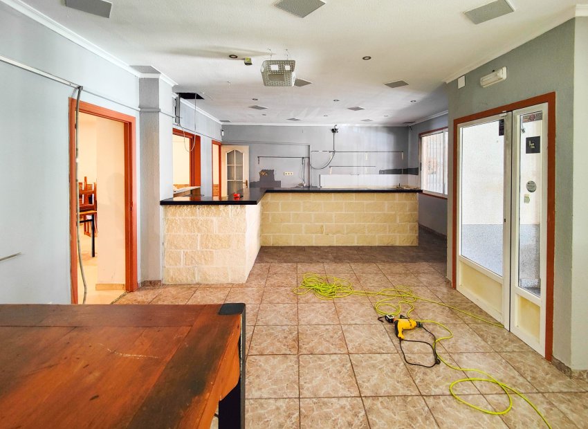 Resale - Commercial - Torrevieia - La Siesta