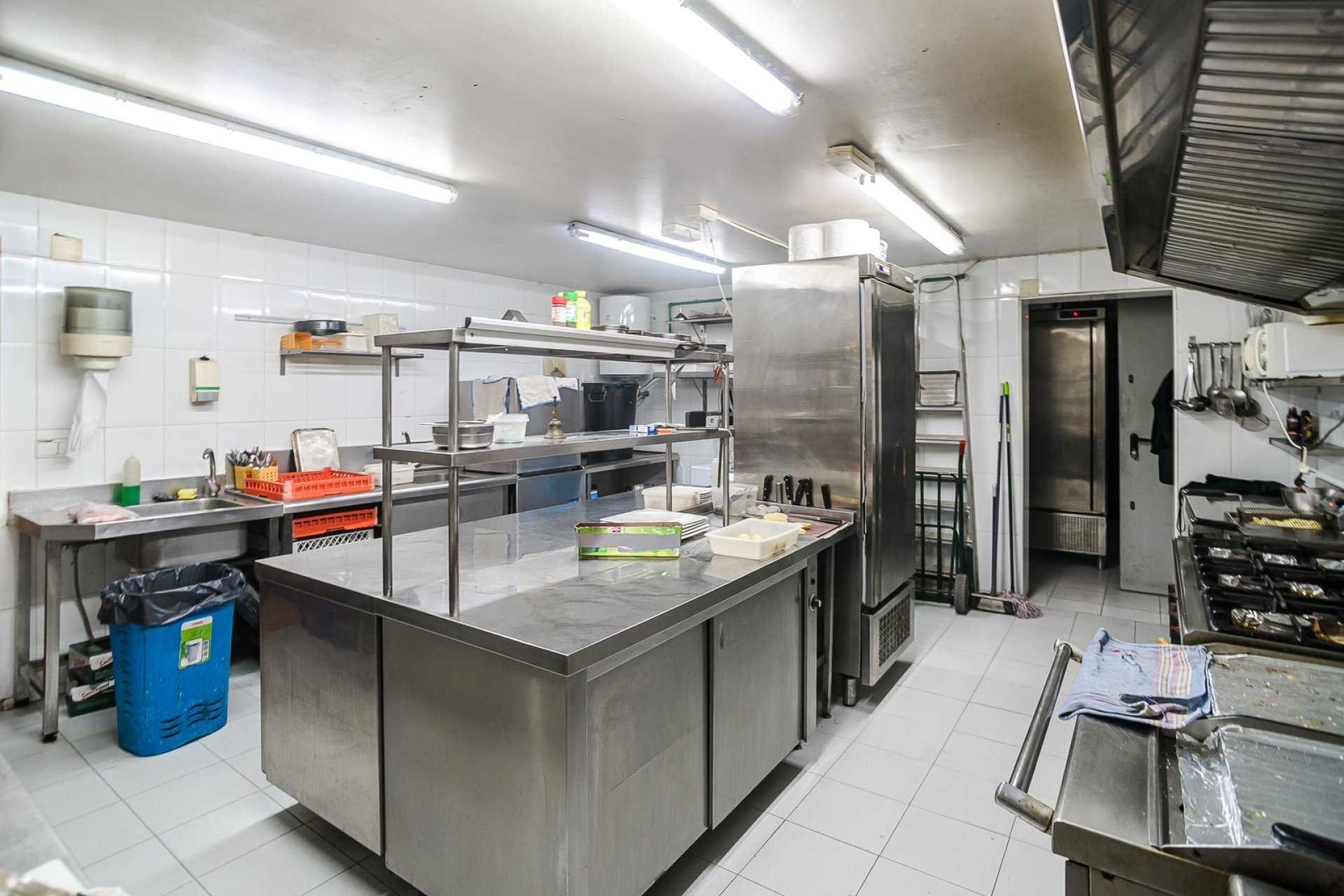 Resale - Commercial - Torrevieia - La Veleta