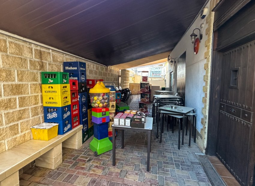 Resale - Commercial - Torrevieia - Nueva Torrevieja