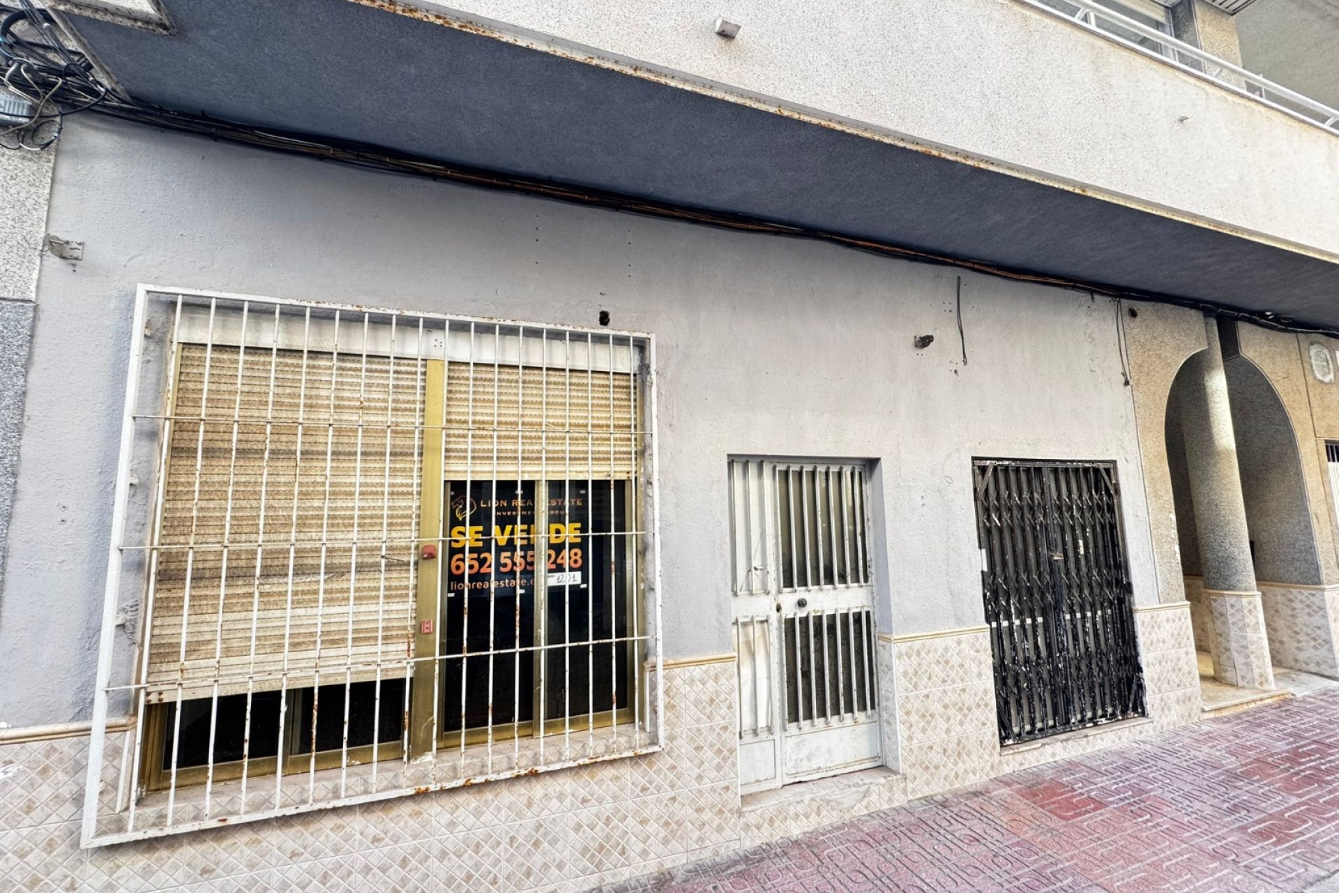 Resale - Commercial - Torrevieia - Playa Los Locos