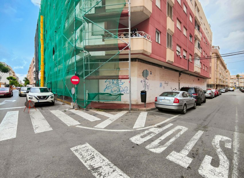 Resale - Commercial - Torrevieia - Playa Los Naufragos