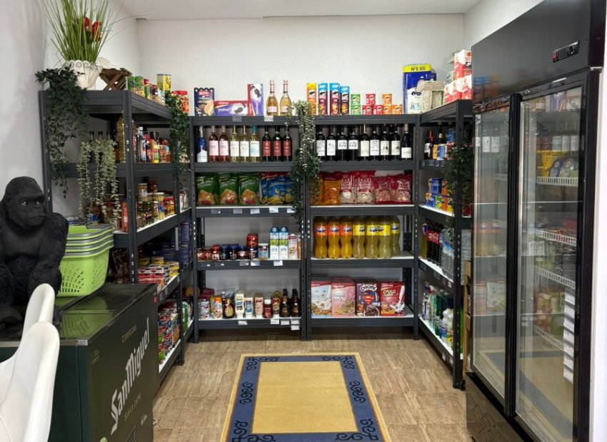 Resale - Commercial - Torrevieia - Puerto
