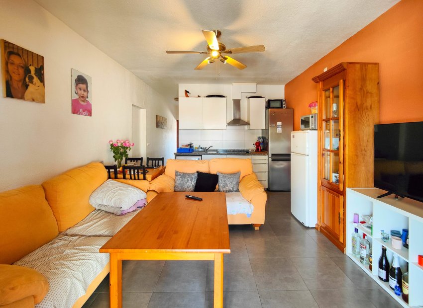 Resale - Commercial - Torrevieia - San Luis