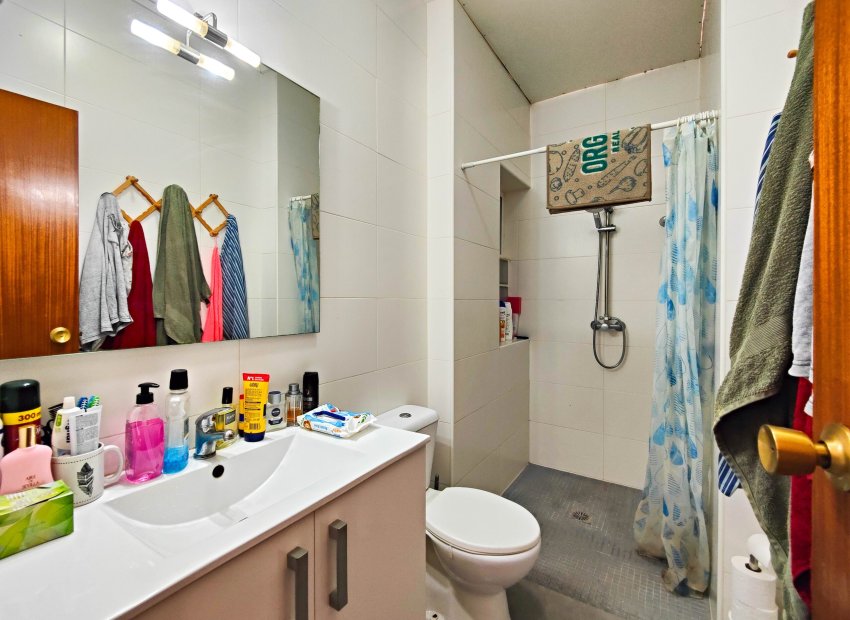 Resale - Commercial - Torrevieia - San Luis