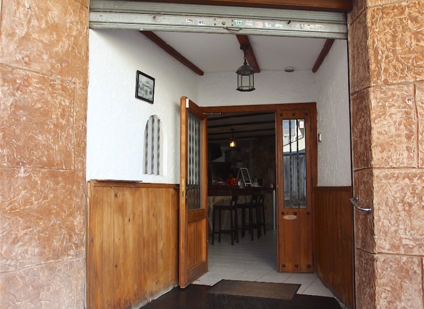 Resale - Commercial - Torrevieia - Torrevieja