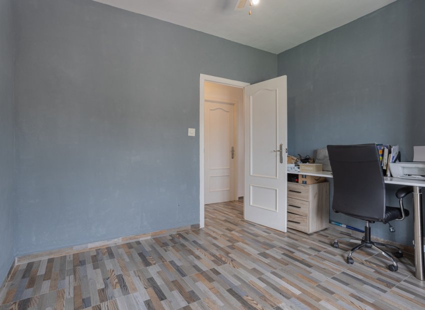 Resale - Country House - Albatera