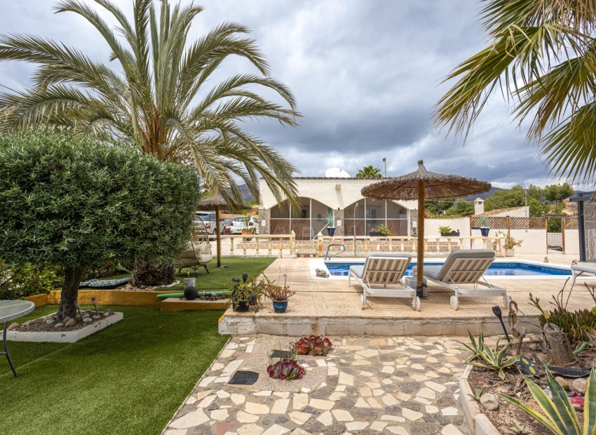 Resale - Country House - Albatera