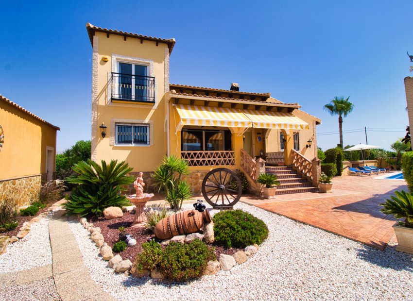 Resale - Country House - Albatera