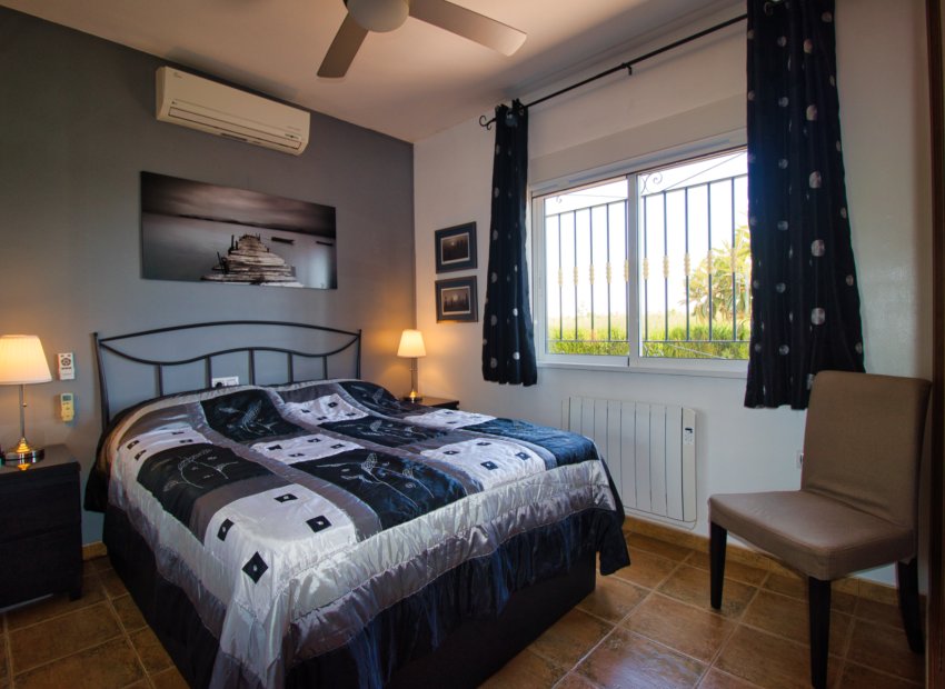 Resale - Country House - Albatera