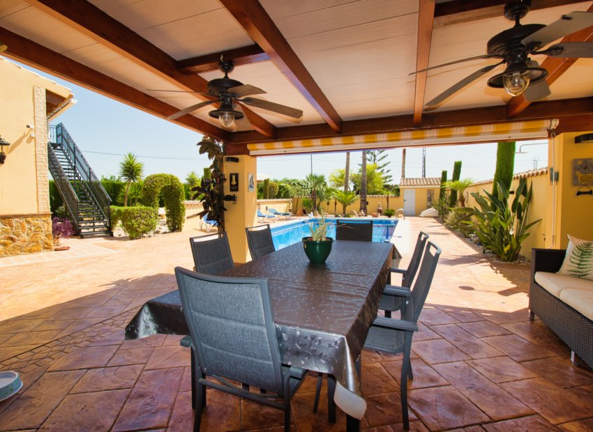 Resale - Country House - Albatera