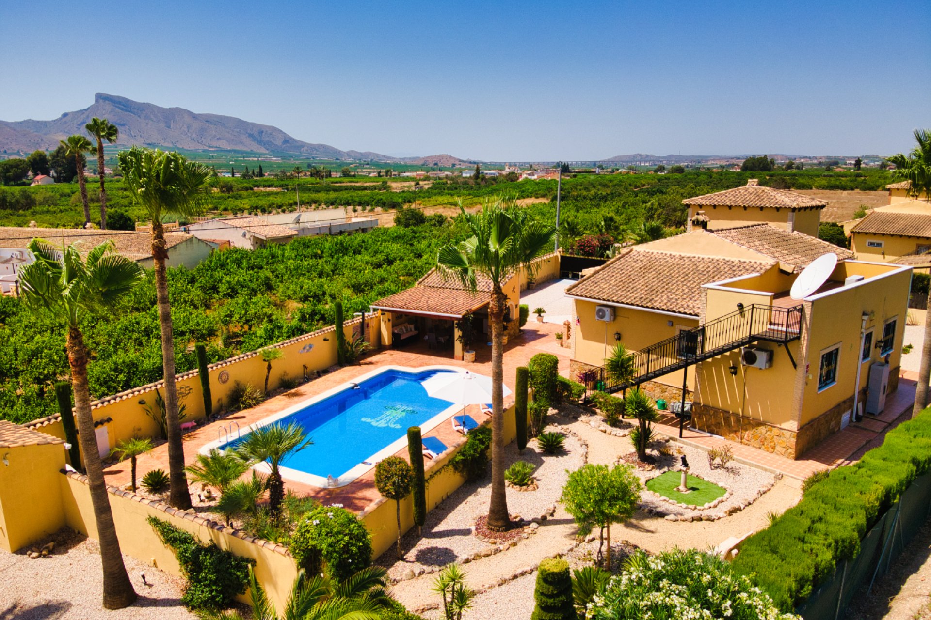 Resale - Country House - Albatera