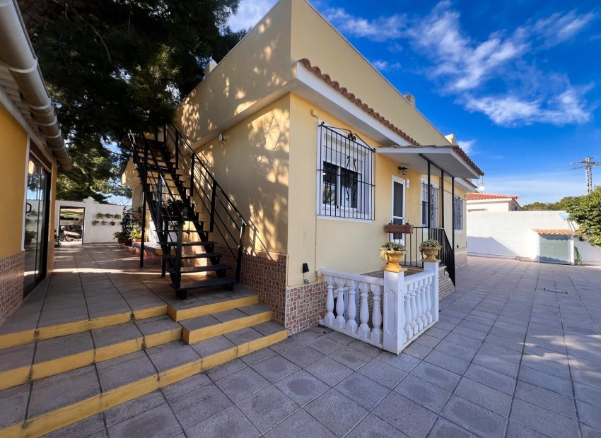 Resale - Country House - Alicante - Moralet - Cañada del Fenollar