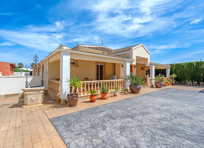 Resale - Country House - Almoradí - Las Heredades