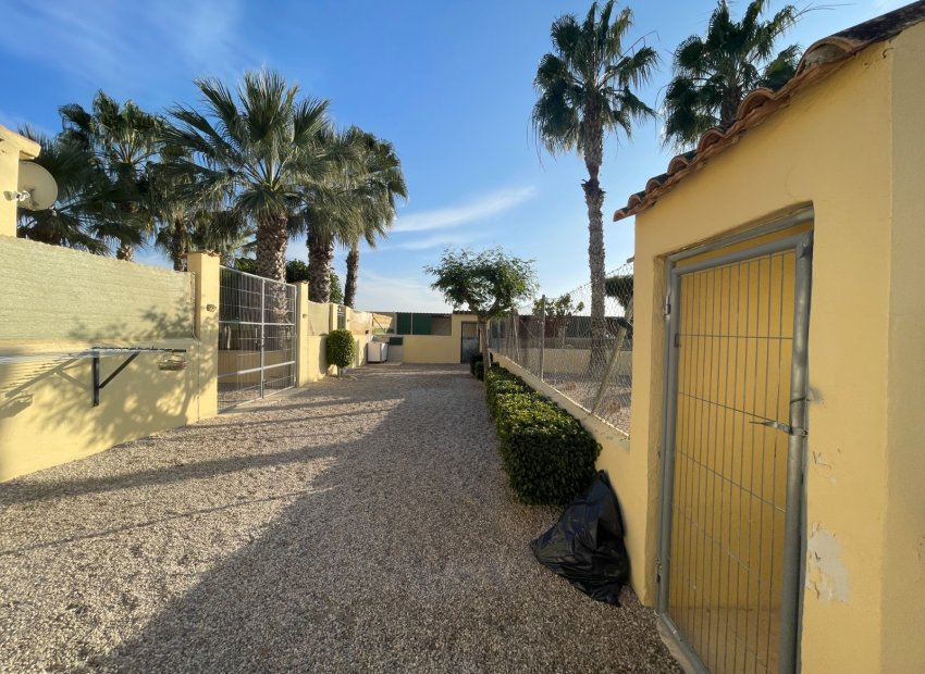 Resale - Country House - Elche - Las Bayas
