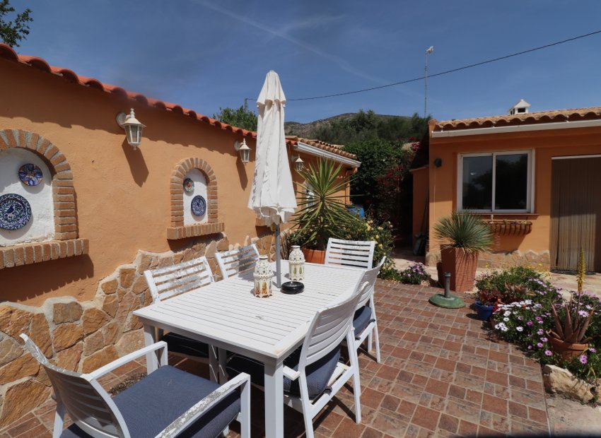 Resale - Country House - Hondón de las Nieves - La Canalosa