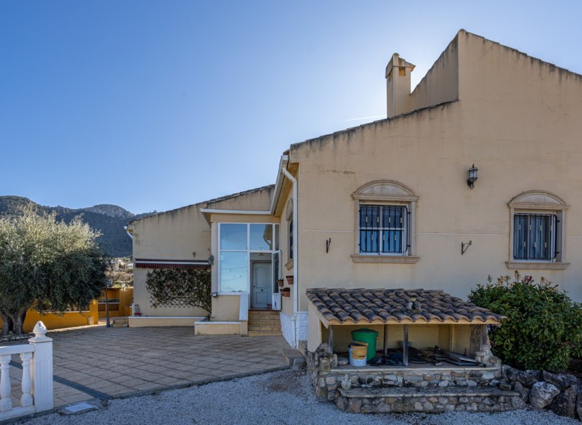 Resale - Country House - La Zarza
