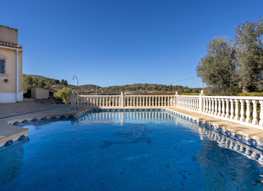 Resale - Country House - La Zarza