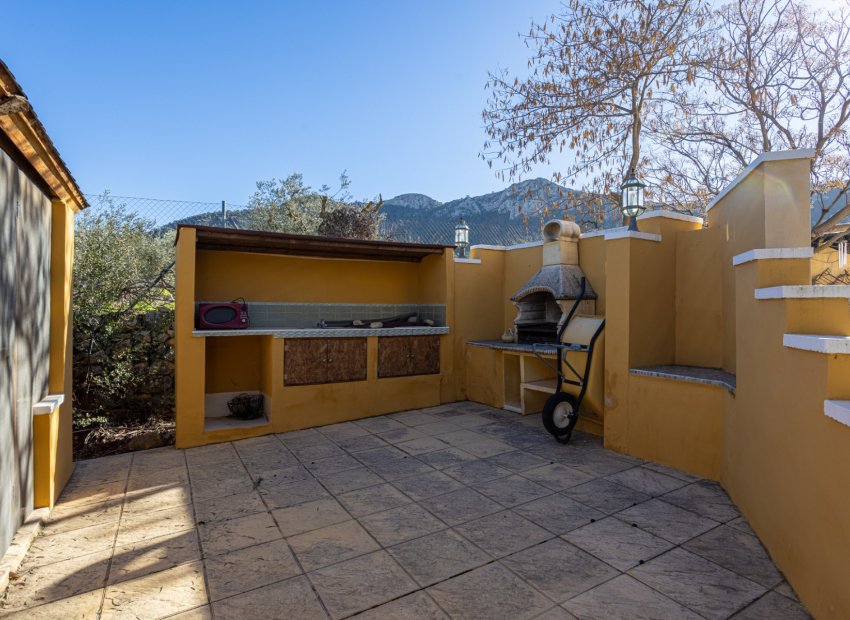 Resale - Country House - La Zarza