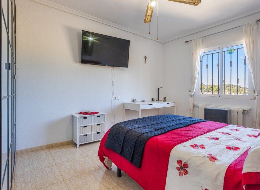 Resale - Country House - La Zarza