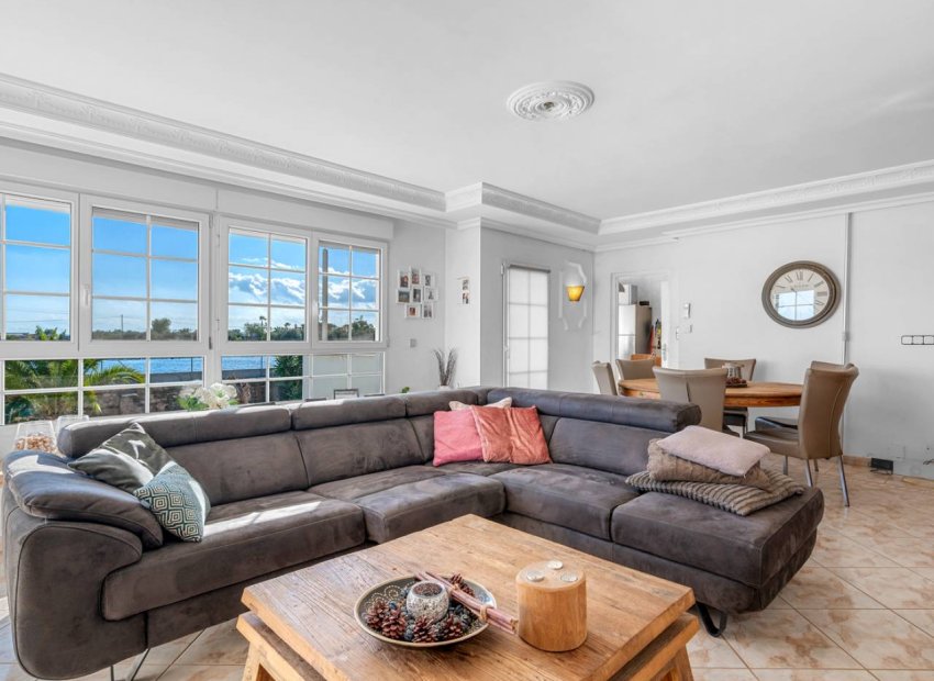 Resale - Country House - Los Montesinos