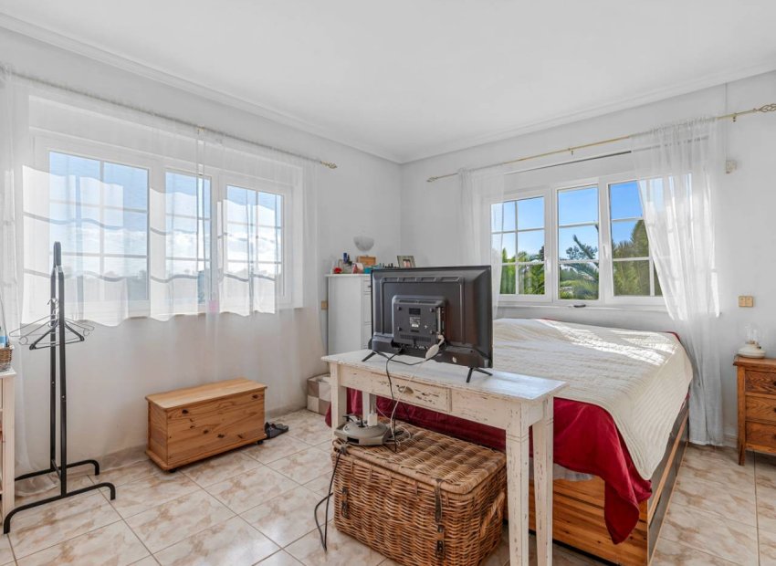 Resale - Country House - Los Montesinos