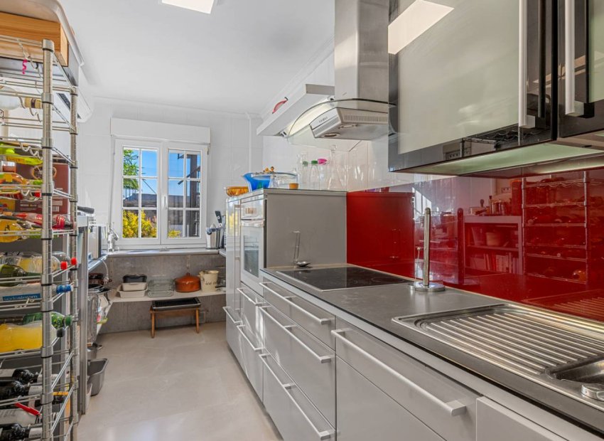 Resale - Country House - Los Montesinos