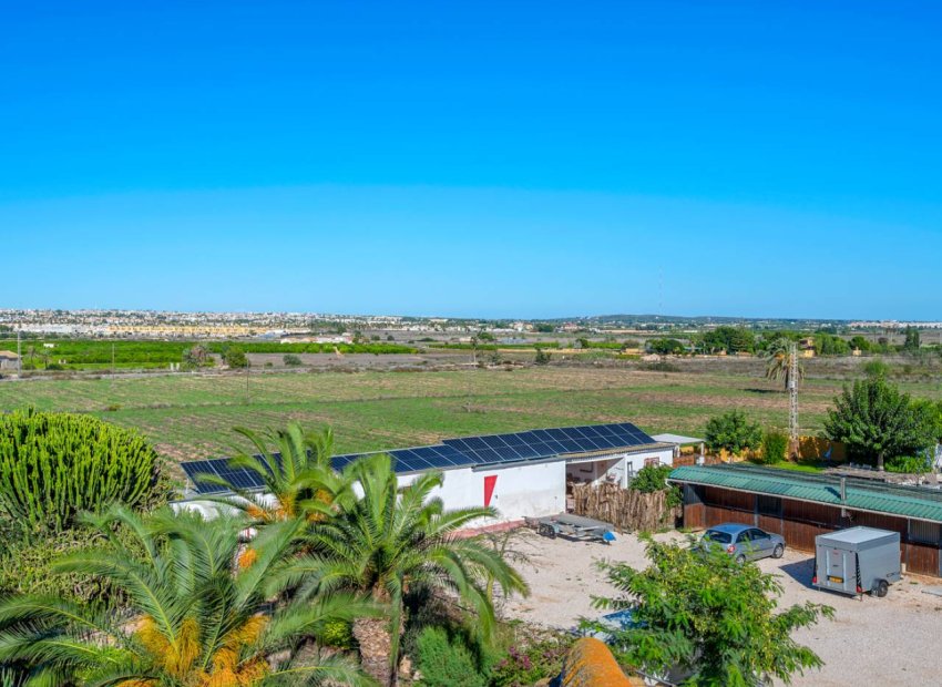 Resale - Country House - Los Montesinos
