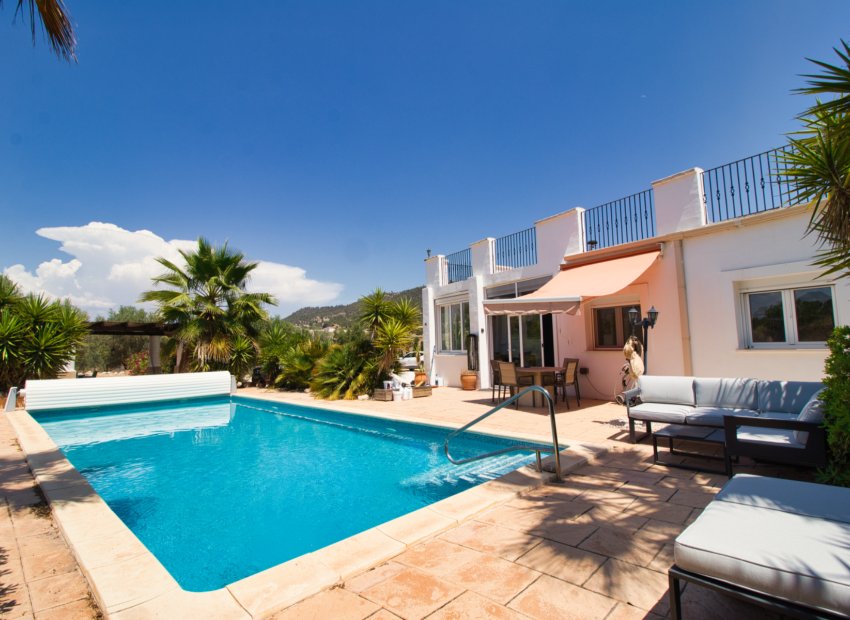 Resale - Country House - Pinoso