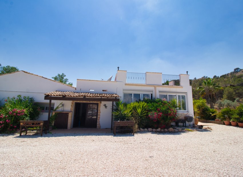 Resale - Country House - Pinoso