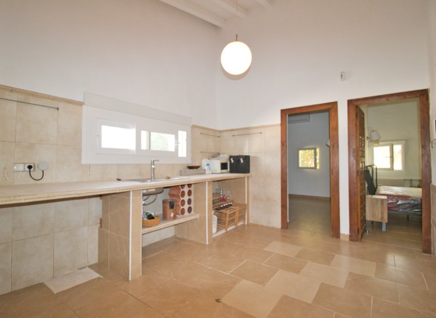 Resale - Country House - Pinoso