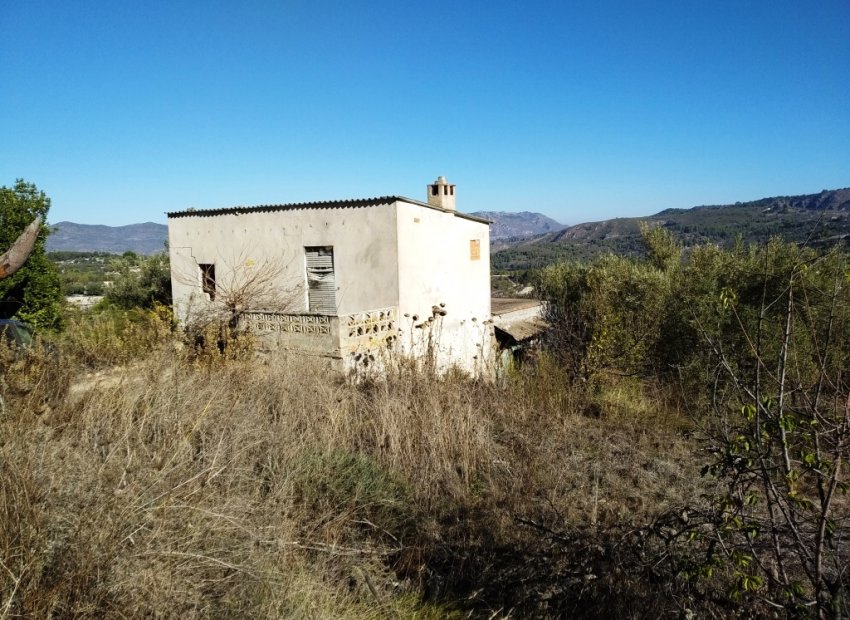 Resale - Plot / Land - Benimarfull