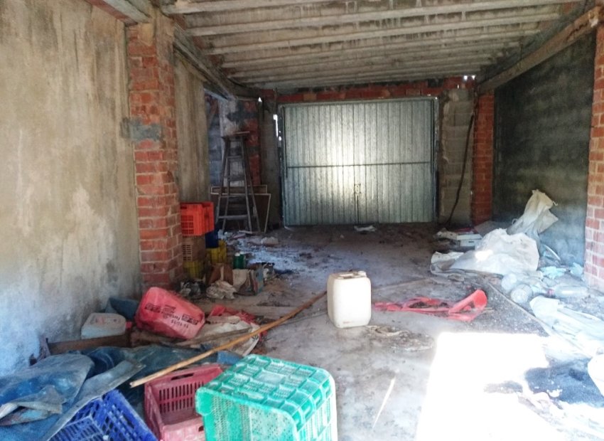 Resale - Plot / Land - Benimarfull